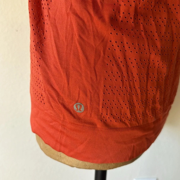Lululemon 6 Breeze By Long Sleeve *Squad
Aries orange/red perforated long sleeve - Picture 5 of 10